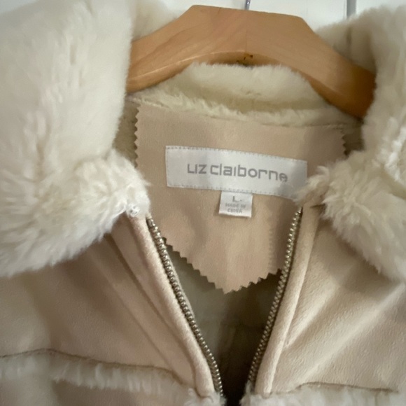 Vintage Liz Claiborne Heavy Coat (Final Price) - Picture 3 of 8